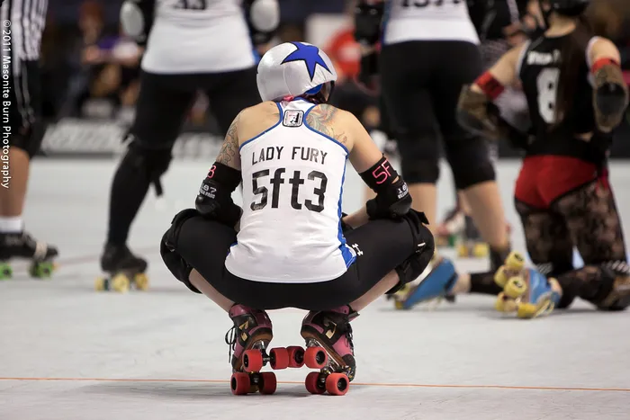A Nashville jammer wearing the star at the 2011 WFTDA Championships.